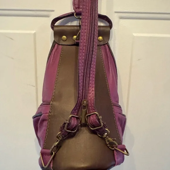 Vera Pelle Fuchsia and Chocolate Backpack - Picture 8 of 15